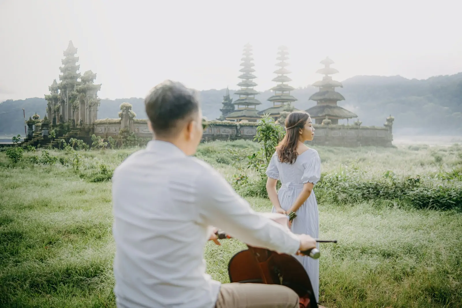 Pre-wedding photoshoot in Bali: locations, outfits, timeline and price