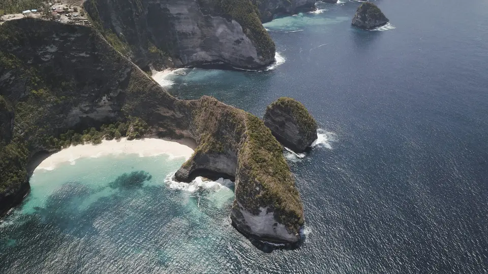 Drone video: an example frame from the portfolio