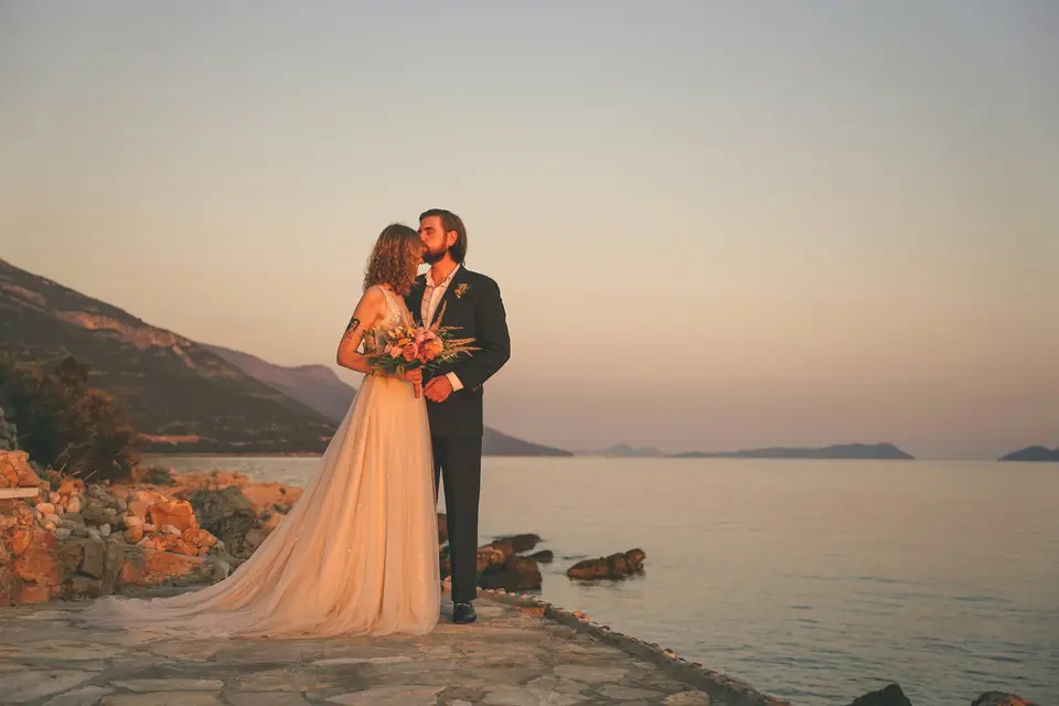Elopement photography — sample shot